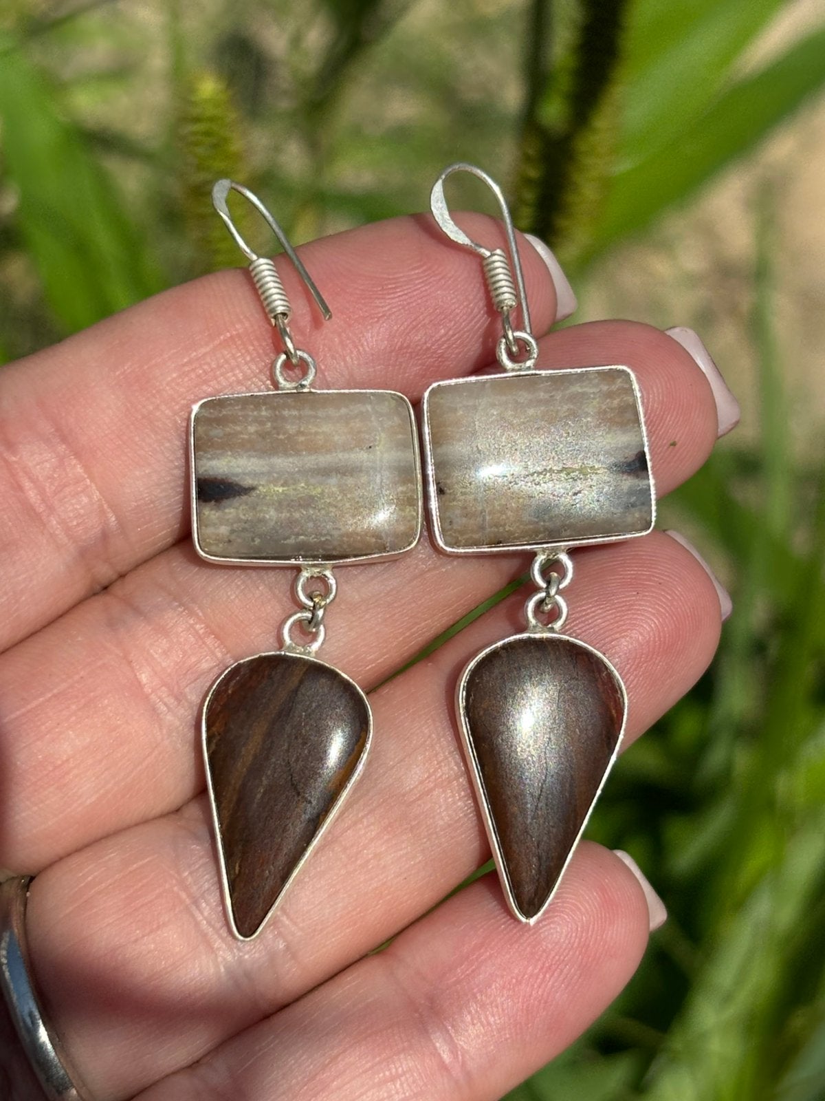 Unieke Jasper Edelsteenoorbellen - Handgemaakt, Sieraden, Tassen en Uiterlijk, Oorbellen, Overige materialen, Hangers, Bruin, Vanbeeksaar4@gmail.com