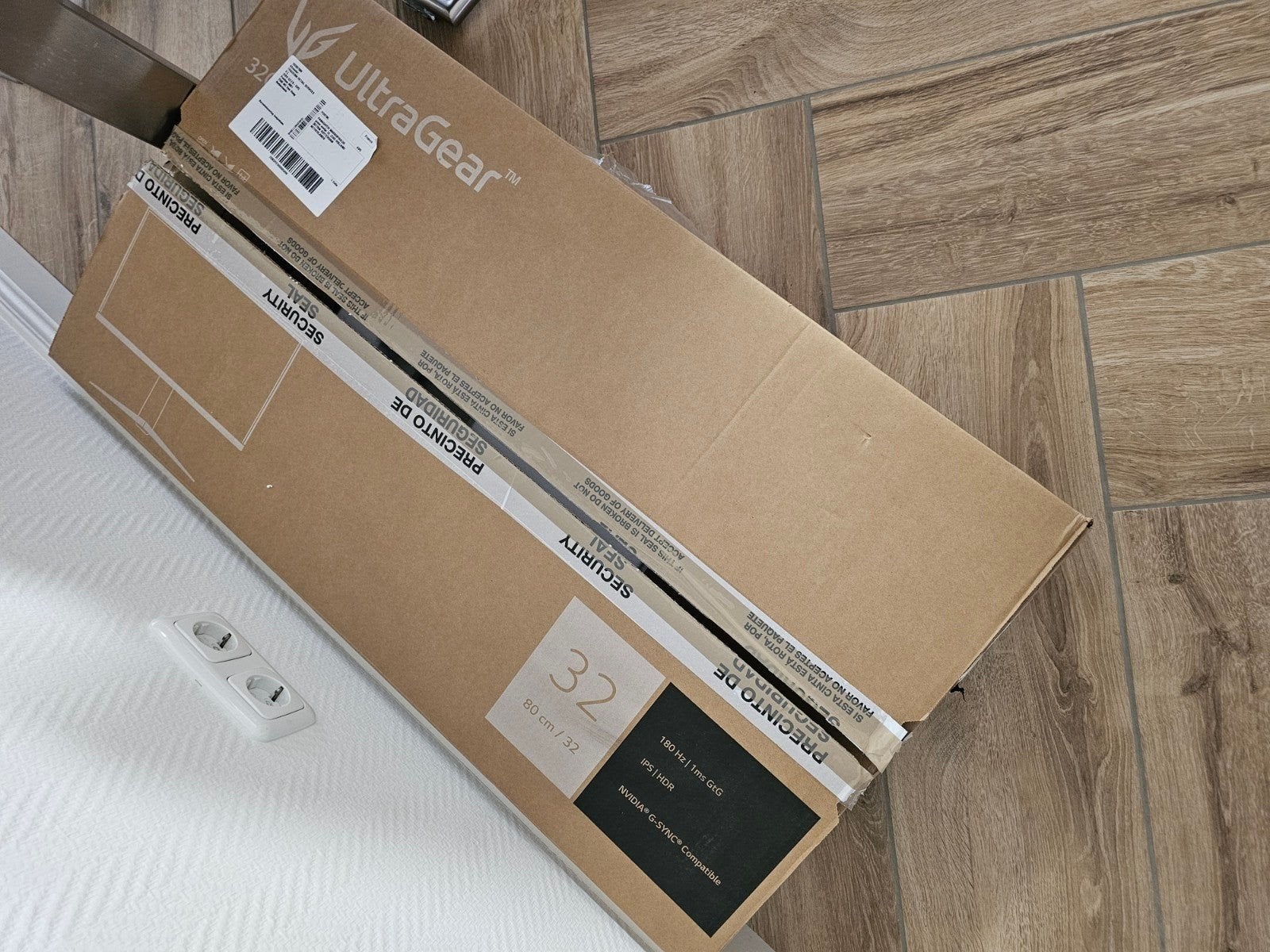 Gezocht 34 inch LG doos., Computers en Software, Monitoren, Ophalen of Verzenden