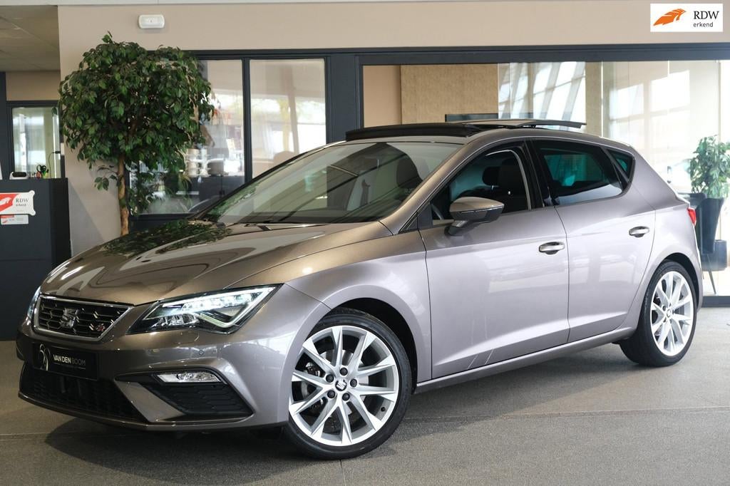 Seat Leon 1.4 EcoTSI FR DSG 150PK Pano Navi Led Cruise Pdc D, Auto's, Seat, Gebruikt, Zwart, 4 cilinders, 150 pk