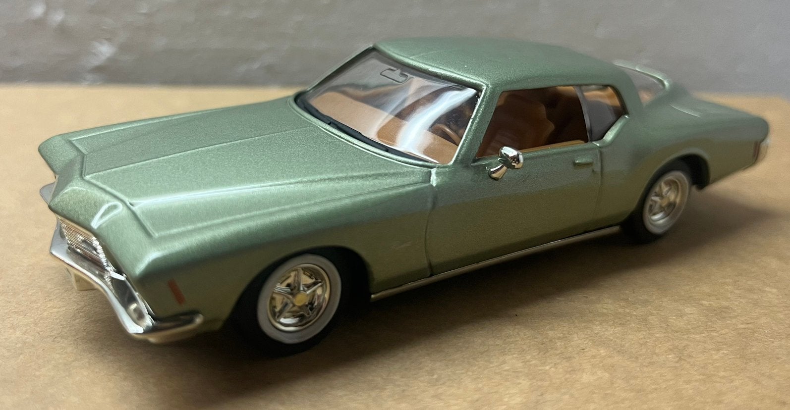 1:43 Road Signature , Buick Riviera GS 1971, Ophalen of Verzenden, Gebruikt, Auto, Overige merken