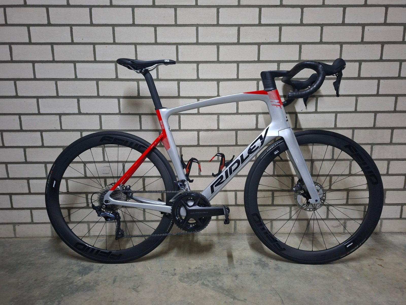 Ridley Noah Fast - Shimano Ultegra & FFWD wielset, Fietsen en Brommers, 28 inch, Carbon, Heren, Zo goed als nieuw