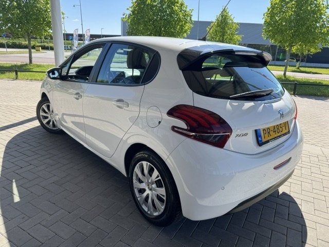 Peugeot 208 1.2 PT BLUE LION 5-DRS. (70.700 KM!) (bj 2017), Stof, Gebruikt, 1199 cc, 82 pk