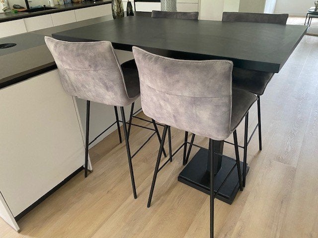 Barstoelen van Table du Sud met bartafel, Ophalen, Zo goed als nieuw, Vier