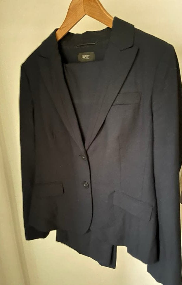 Dames kostuum Esprit maat 42, Ophalen of Verzenden, Zo goed als nieuw, Maat 42/44 (L), Blauw
