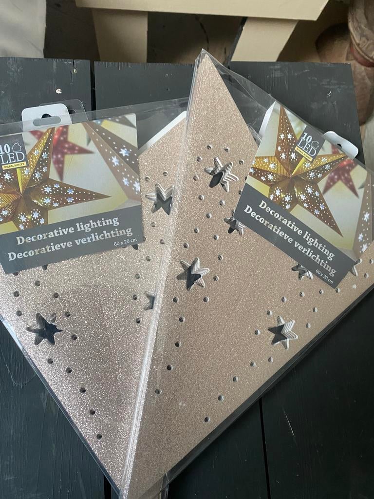 Kerstster/kerst ster, goudkleur, 2 stuks voor €5,00 nieuw, Ophalen