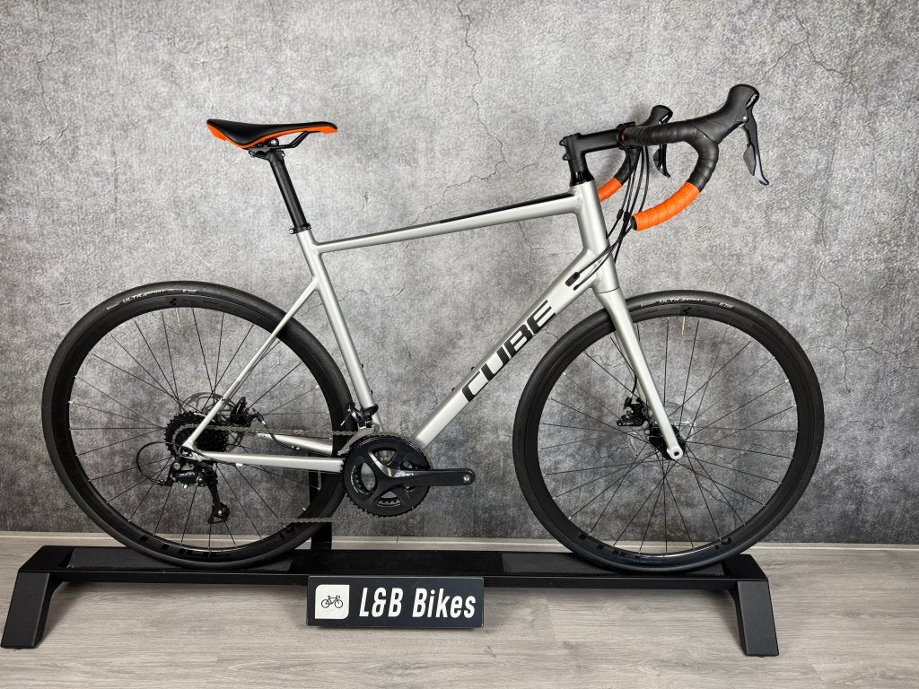 Nieuw! Cube Attain Pro Disc Shimano Sora 2x9 Maat 60, Overige merken, Heren, Cube, Attain