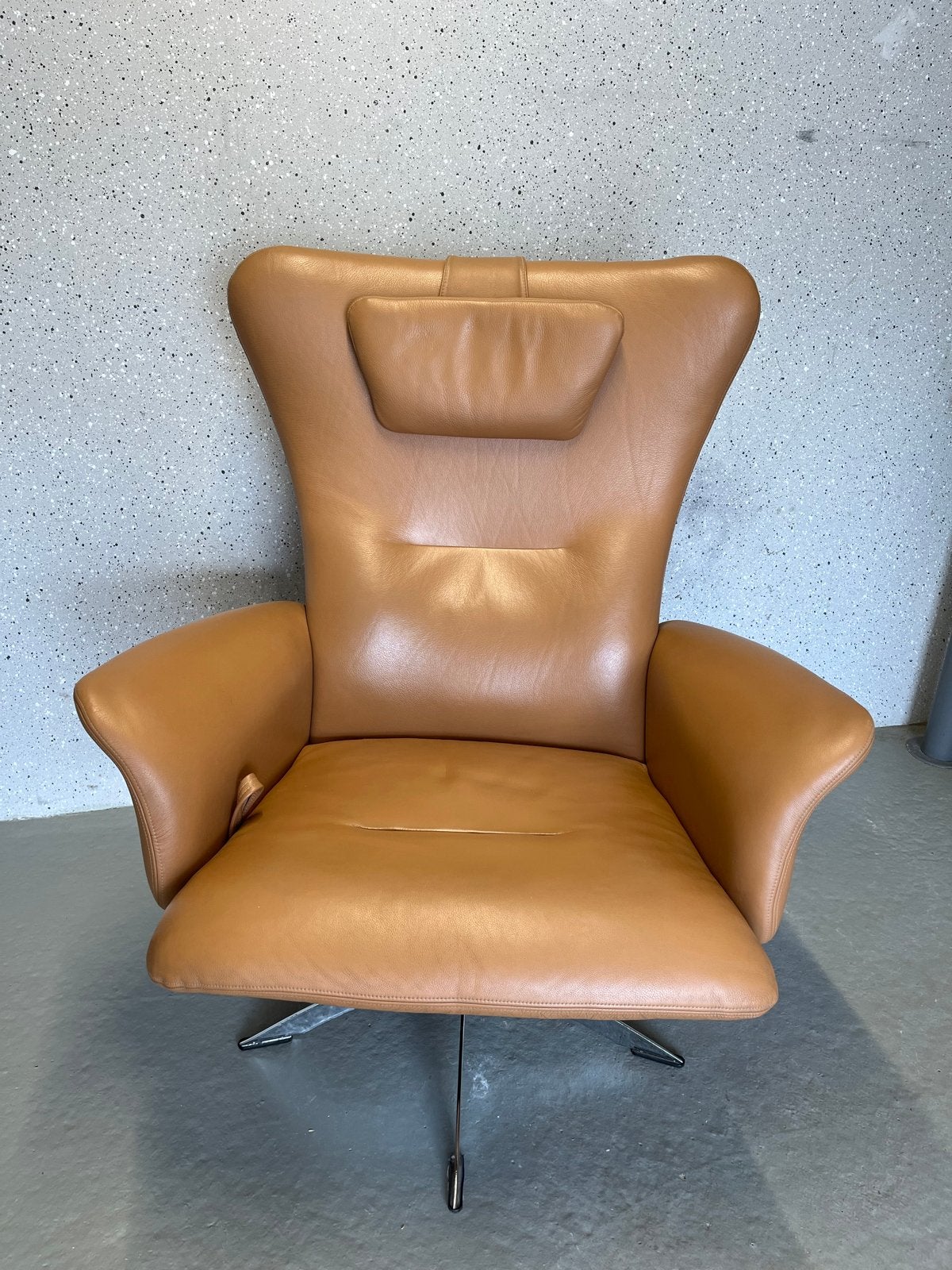Leren fauteuil met verstelbare rugleuning, Ophalen, Gebruikt, Minder dan 75 cm, Leer