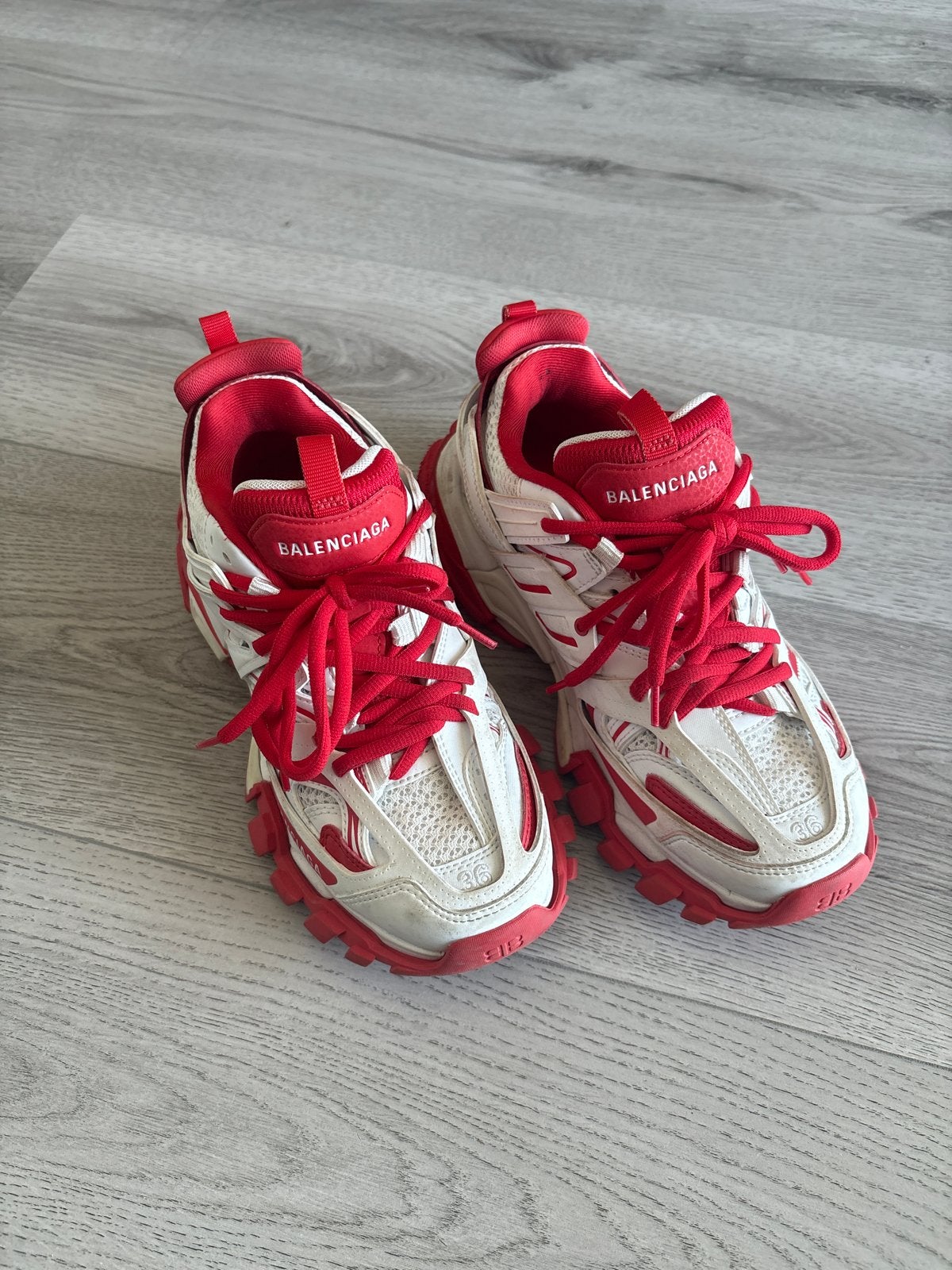 Balenciaga Track Sneakers Maat 36 Rood/Wit, Kleding | Dames, Schoenen, Ophalen of Verzenden, Gedragen, Rood, Sneakers of Gympen