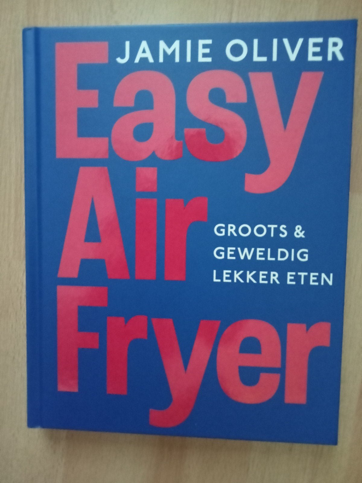 Jamie Oliver Easy Airfryer - Kookboek, Ophalen of Verzenden, Zo goed als nieuw, Jamie Oliver, Hoofdgerechten