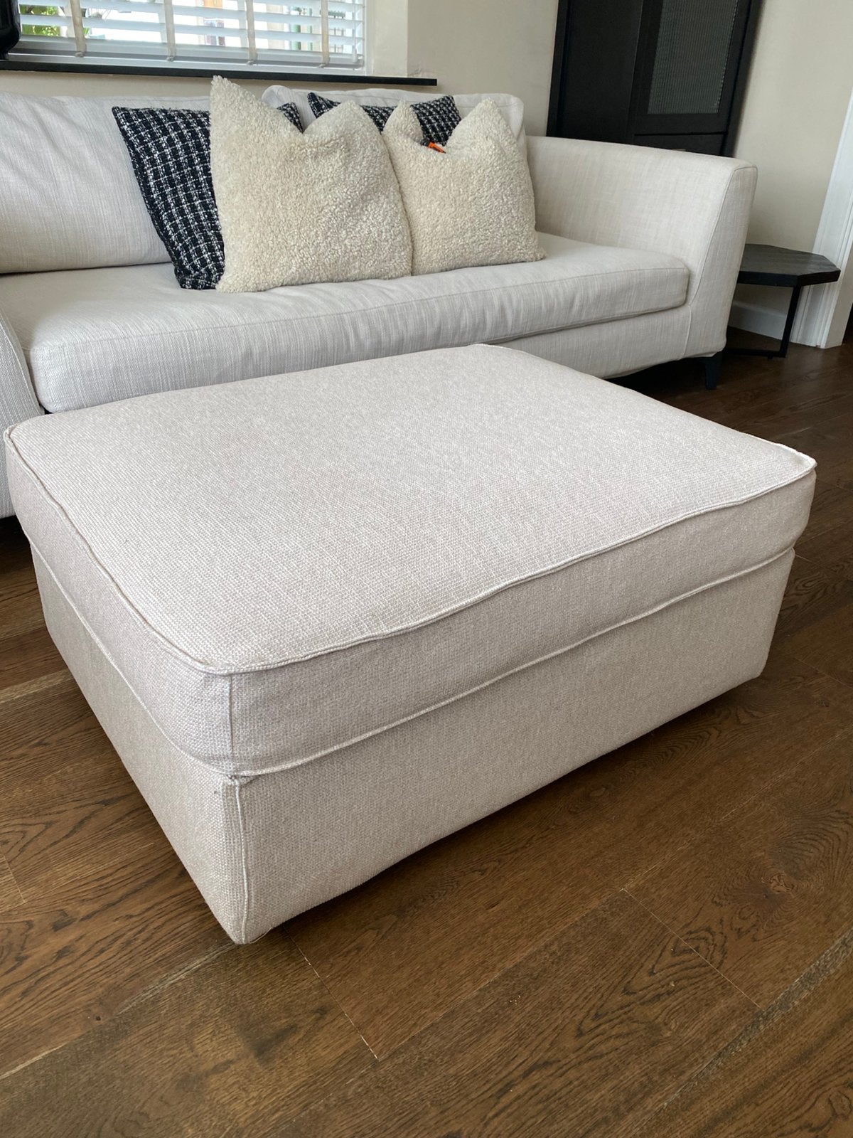 IKEA voetenbankje/hocker opberg, Ophalen, 75 tot 100 cm, Zo goed als nieuw, Rechthoekig