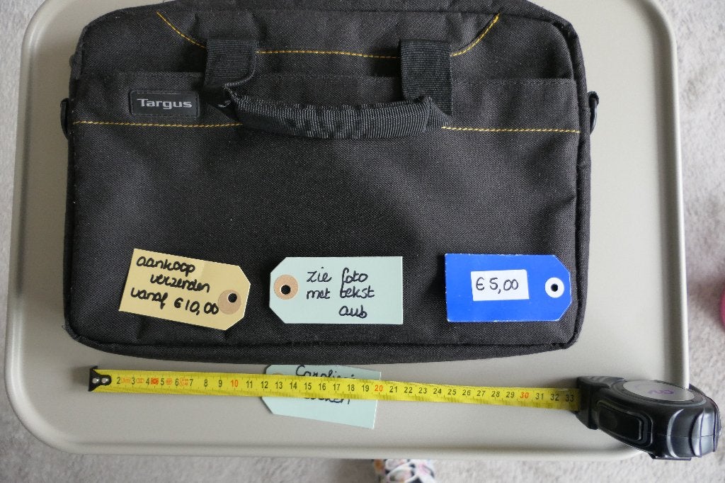 Targus tasje tablet of kleine laptop., Gebruikt, 12 inch of minder, Ophalen of Verzenden, Laptophoes