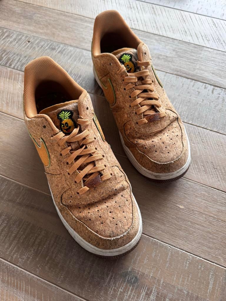 Nike Air Force 1 'Cork' sneakers - goede staat - maat 42,5, Ophalen of Verzenden, Gedragen, Bruin, Sneakers of Gympen