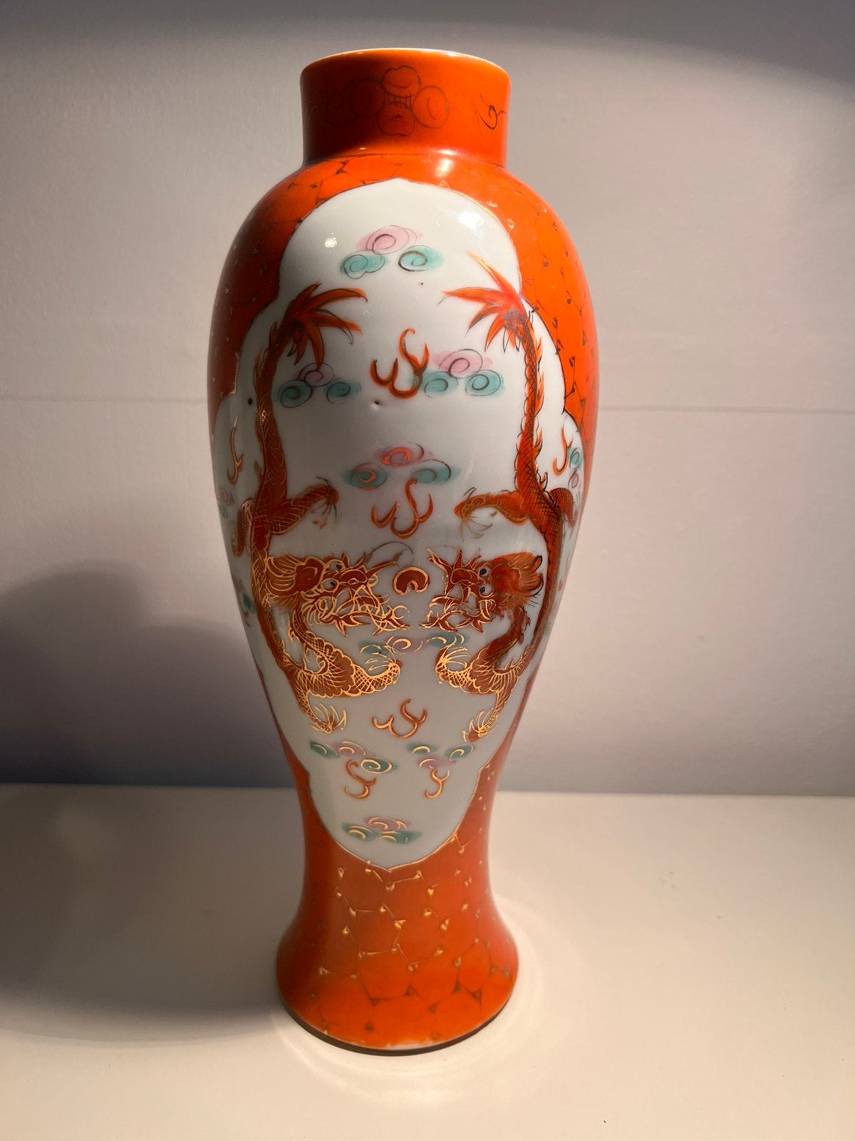 Chinese drakenvaas porselein 20e eeuw 28,5 cm, Ophalen of Verzenden