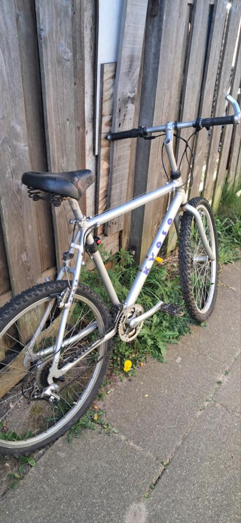 Opknapfiets Kyoso mountainbike, Fietsen en Brommers, Fietsen | Heren | Herenfietsen, Gebruikt, Velgrem, Versnellingen, 53 tot 57 cm