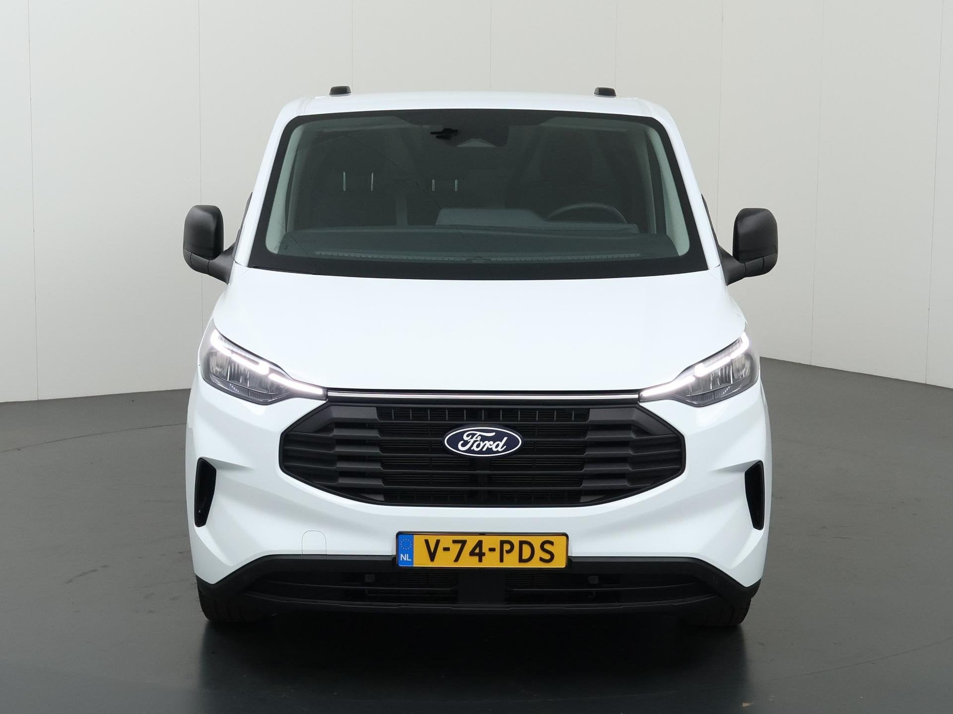 Ford Transit Custom 300 | 2.0 TDCI | L1 H1 | TREND | AIRCO |, Auto's, Voorwielaandrijving, 1803 kg, Gebruikt, 4 cilinders