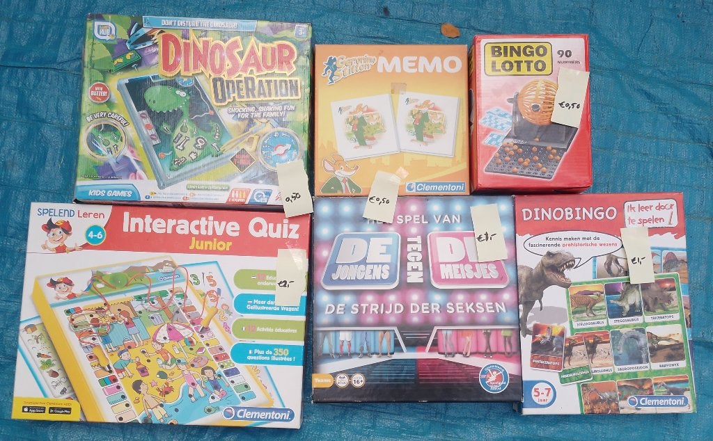 Spelletjes zoals dinobibber, bingo, memory, enz, Drie of vier spelers, Ophalen, Gebruikt, Diverse uitgevers