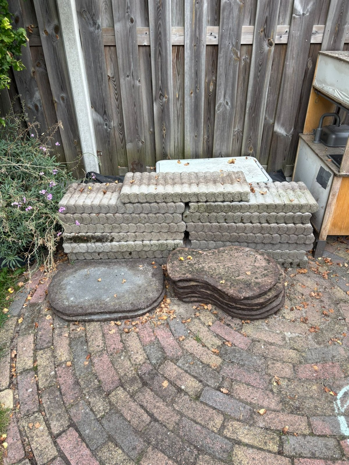 Gratis af te halen stapstenen & planten borders, Tuin en Terras, Tegels en Klinkers, Ophalen, Gebruikt, Natuursteen, Overige typen