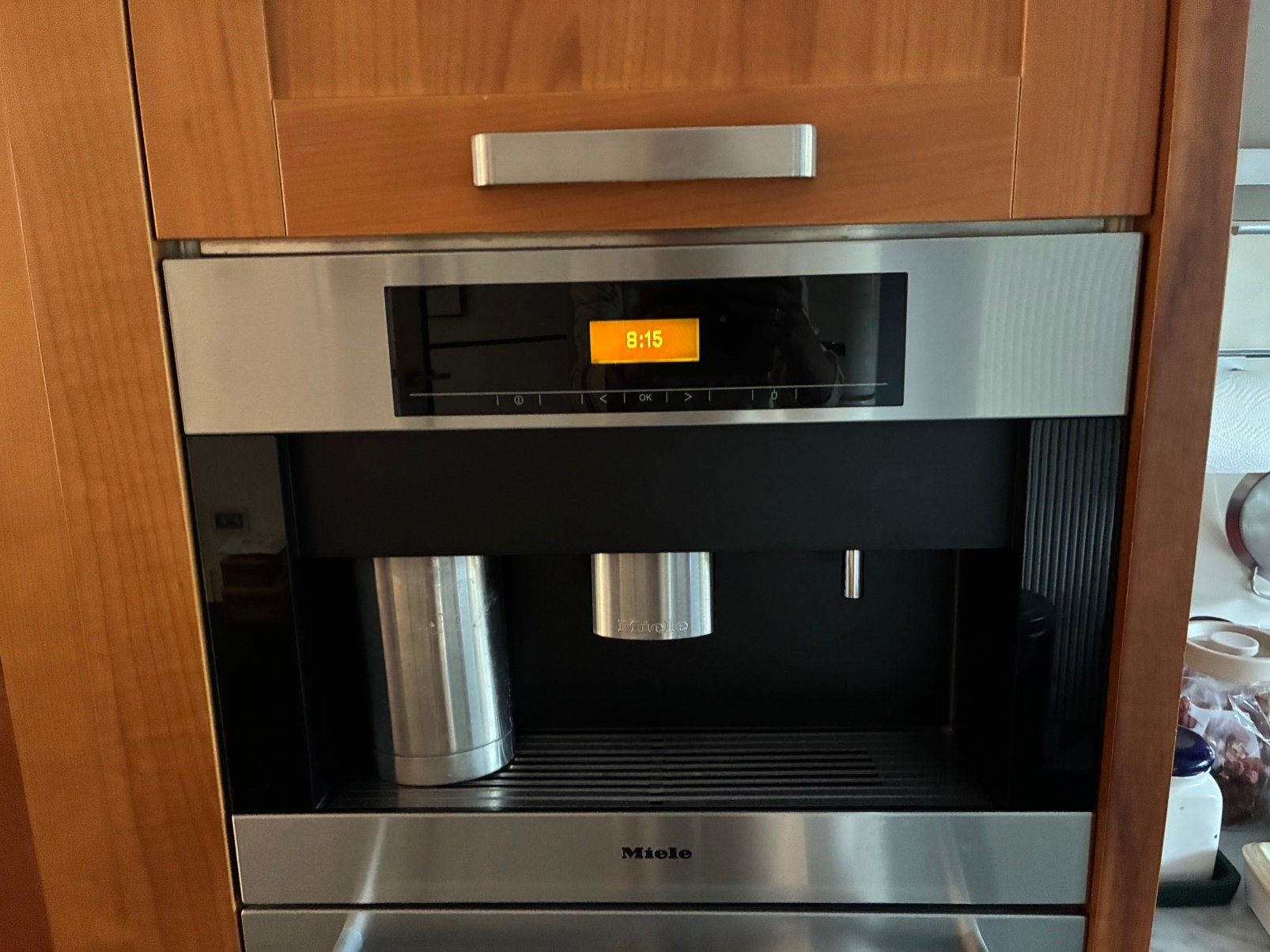 MIELE inbouw koffiemachine CVA5060 defect, Witgoed en Apparatuur, Ophalen, Koffiemachine, Koffiebonen, Niet werkend