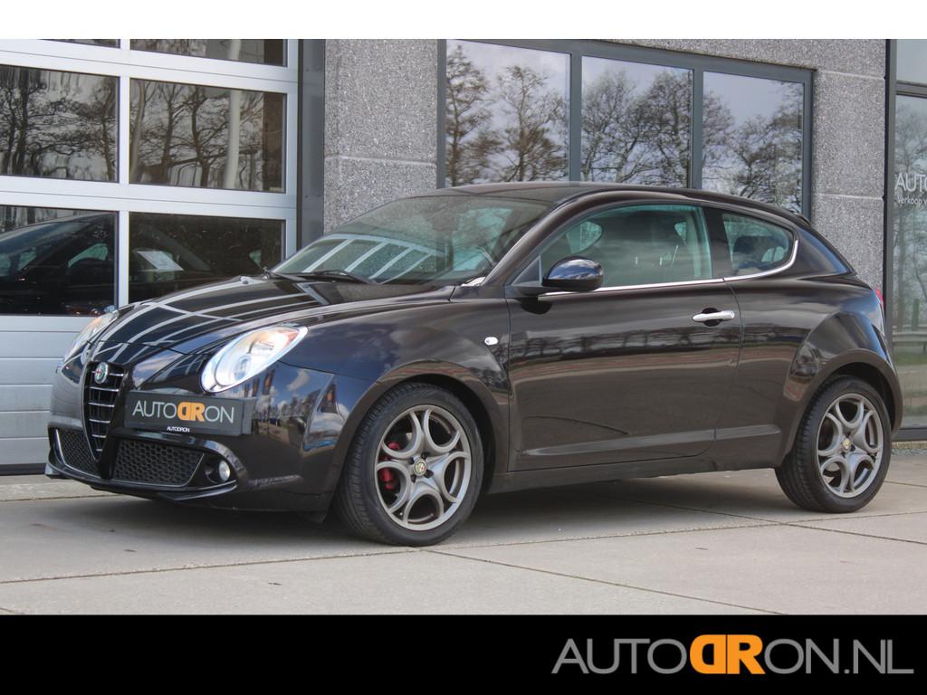 Alfa Romeo MiTo 0.9 TwinAir Distinctive Premium Plus Lederen, Auto's, Alfa Romeo, Voorwielaandrijving, Euro 5, 86 pk, Gebruikt