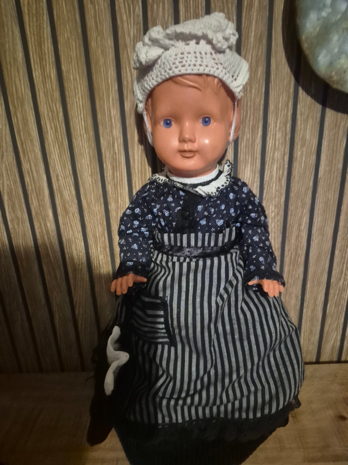 oude Celba pop 45cm  Bieden v/a€22,50euro, Verzenden