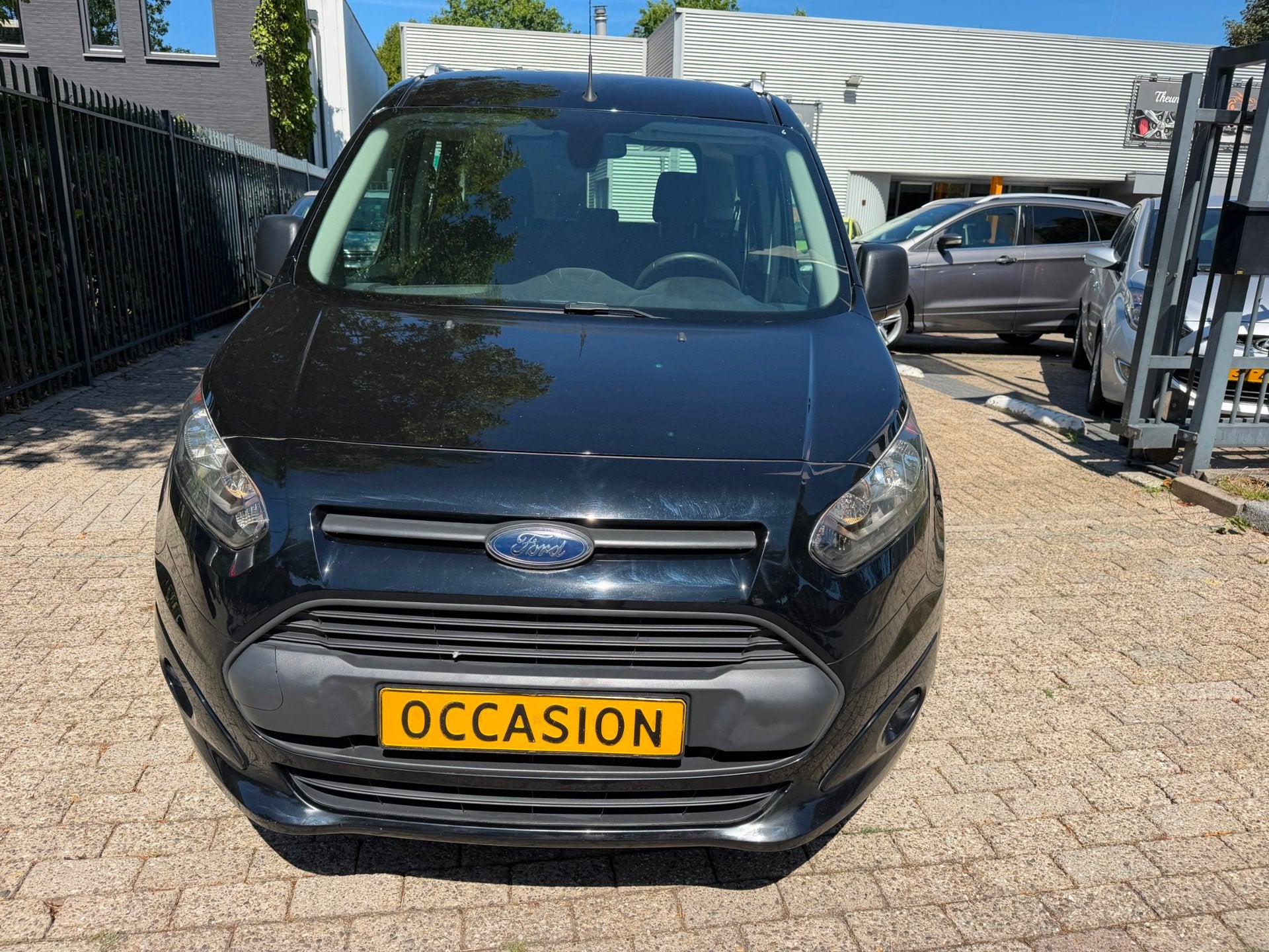 Ford Tourneo Connect Compact 1.0 Trend airco, start/stop, me, Voorwielaandrijving, Dealer onderhouden, Gebruikt, Met garantie (alle)