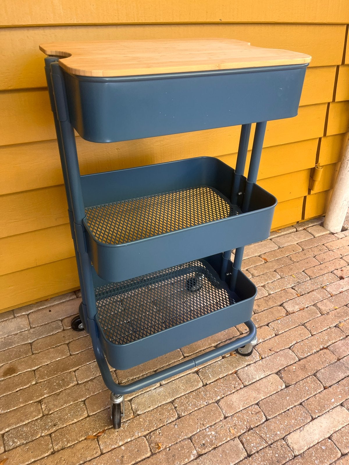 IKEA RÅSKOG roltafel/trolley met bamboe snijplank, Blauw, Ophalen of Verzenden, Zo goed als nieuw, Metaal