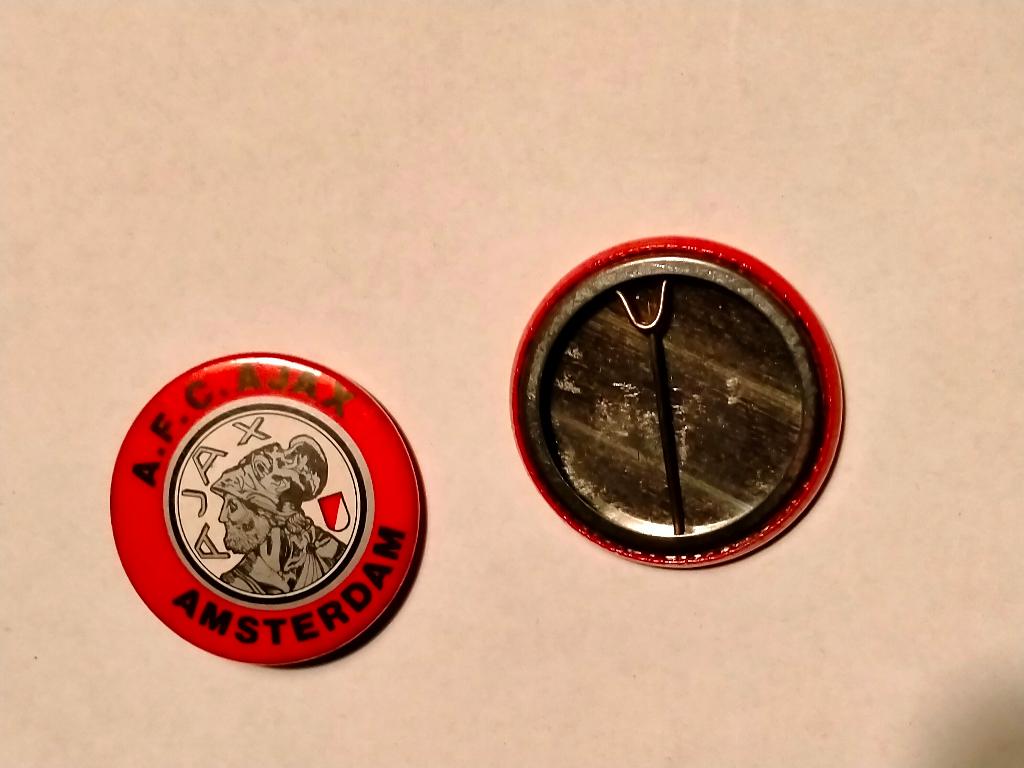 A.F.C. Ajax Amsterdam vintage voetbal club button logo RARE, Verzamelen, Ophalen of Verzenden, Gebruikt, Ajax, Overige typen
