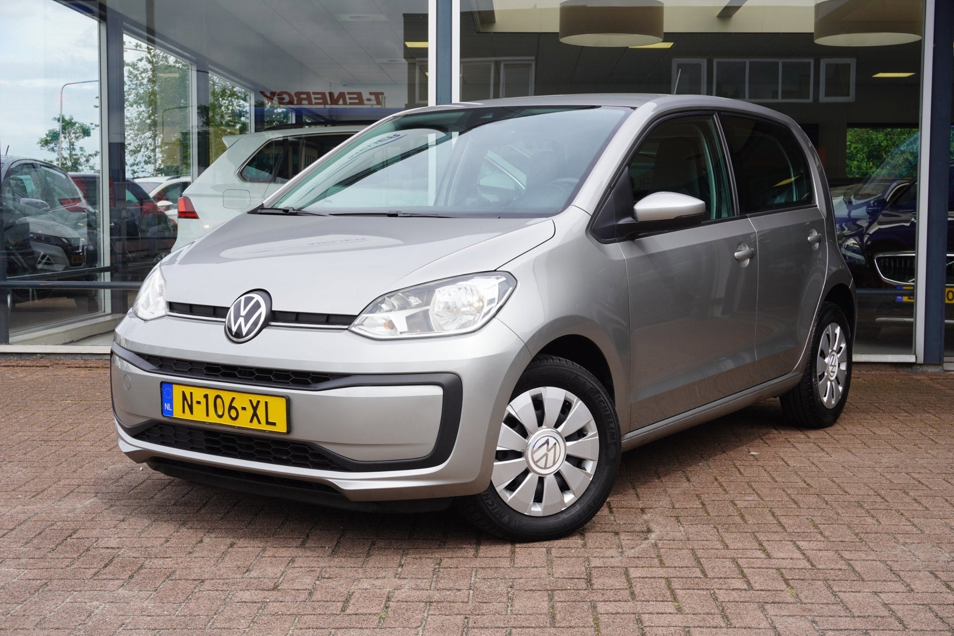 Volkswagen Up! 1.0 5deurs | Airco | Elek. Pakket | 2022 | BT, Auto's, Volkswagen, Dealer onderhouden, Stof, Gebruikt, Start-stop-systeem