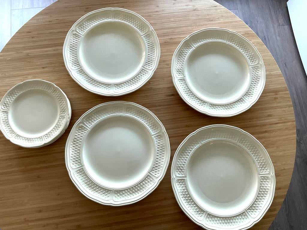 Gien Pont aux Choux Grains d Riz dinerborden + gebaksbordjes, Huis en Inrichting, Keuken | Servies, Gebruikt, Bord(en), Ophalen
