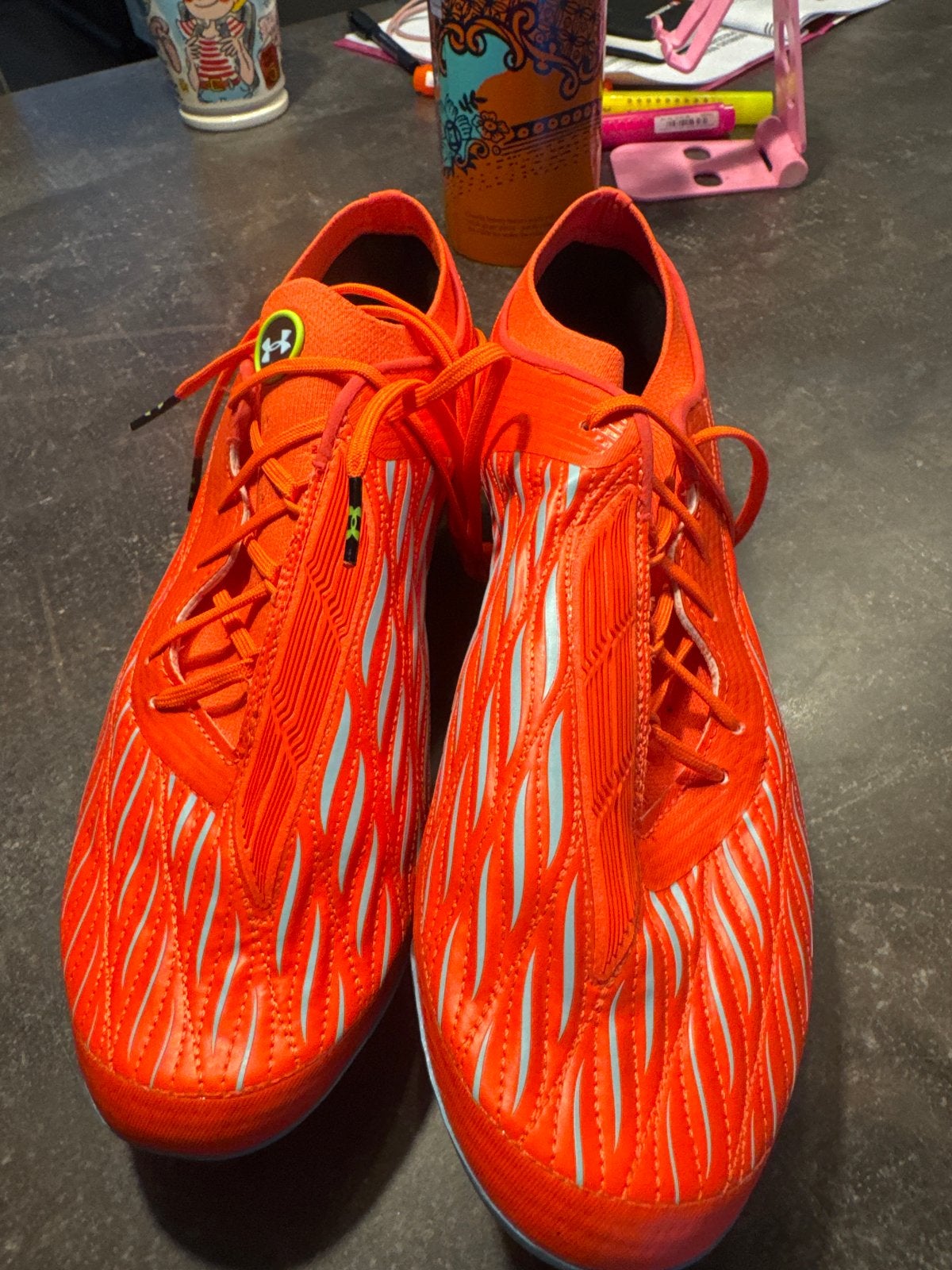 Oranje Under Armour Voetbalschoenen -  maat 44 nieuw, Maat XS of kleiner, Schoenen, Nieuw, Ophalen of Verzenden