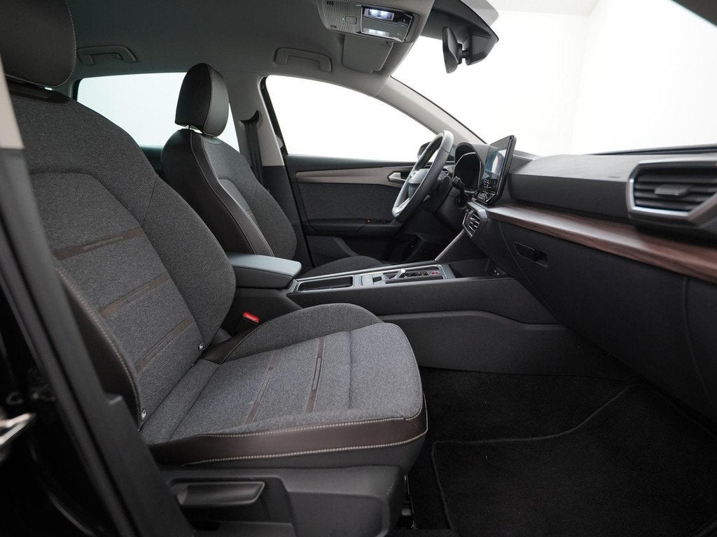 SEAT Leon 1.4 TSI eHybrid PHEV Xcellence | Zondag Open!, Auto's, Seat, 12 maanden, Stof, Gebruikt, Euro 6
