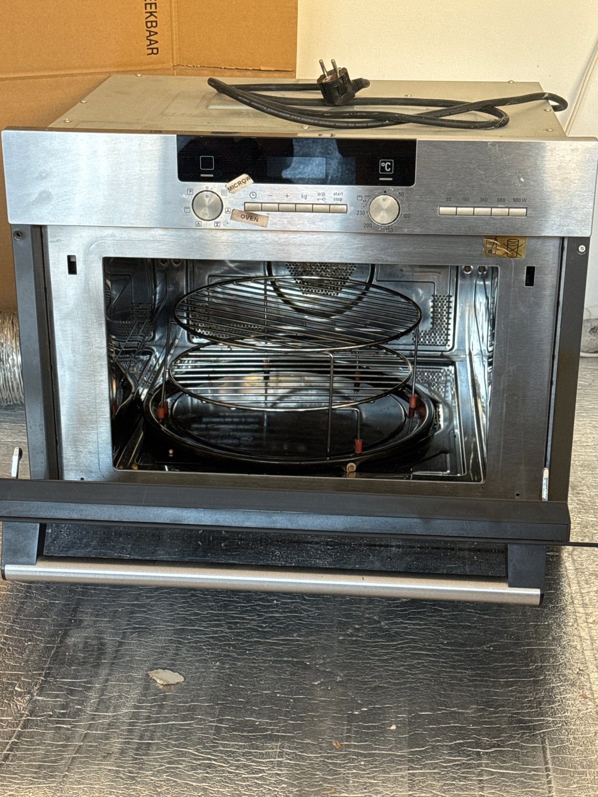Siemens buind-in combo oven - good conditions, Ophalen, 45 tot 50 cm, Hete lucht, 60 cm of meer