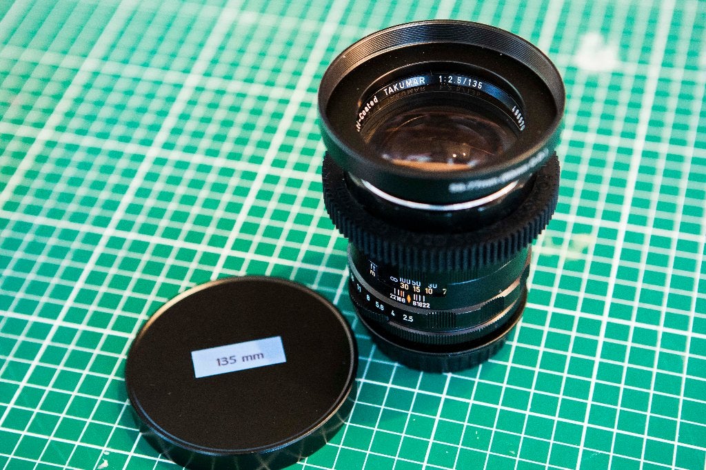 super multi-coated Takumar 135mm f/2.5 + EF-adapter, Audio, Tv en Foto, Fotografie | Lenzen en Objectieven, Zo goed als nieuw