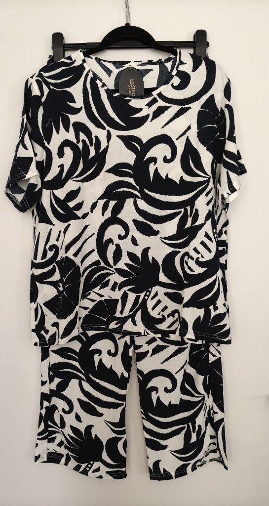 SUPER LEUK en SJEIK offwhite/donkerblauw pak top met broek L, Ophalen of Verzenden, Nieuw