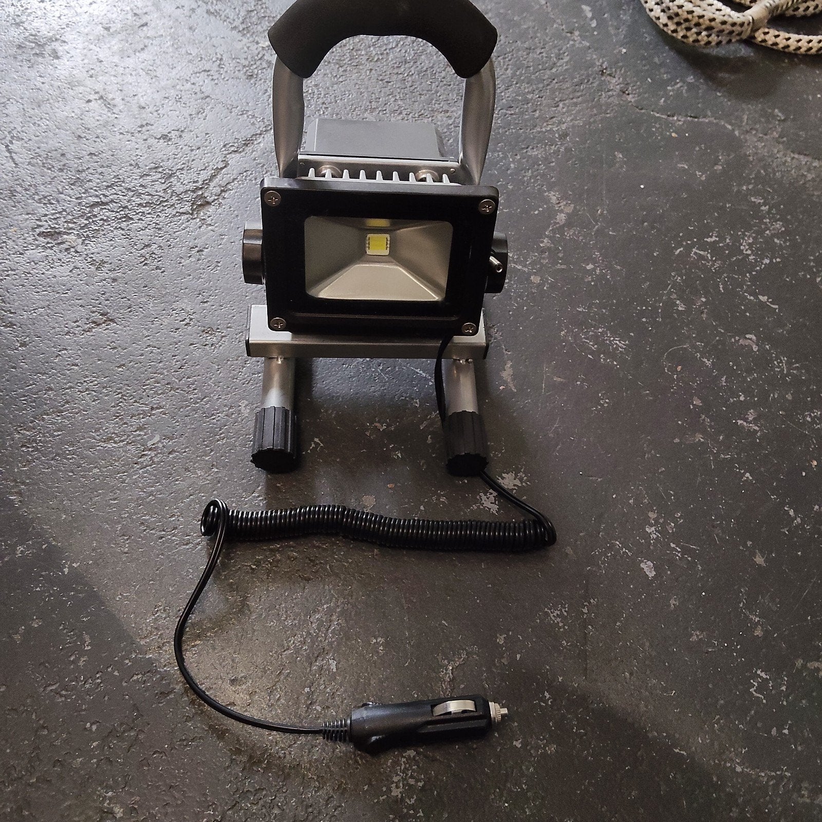 LED Bouwlamp met 12V auto-aansluiting, Ophalen, Gebruikt, Minder dan 50 watt, Met statief