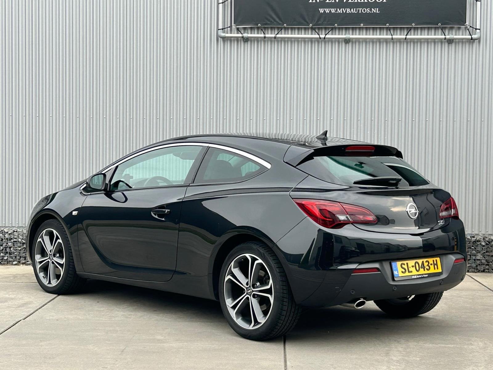 Opel Astra GTC 1.4 Turbo Sport, Nieuwe ketting, Leder, Clima, 15 km/l, Gebruikt, Zwart, 4 cilinders