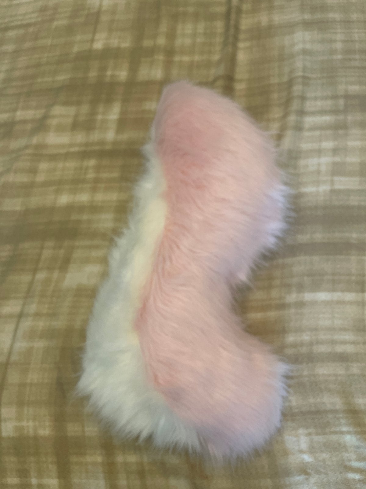 Roze en witte Fursuit staart - Handgemaakt door TNFUR, Hobby en Vrije tijd, Ophalen of Verzenden, Zo goed als nieuw, Accessoires