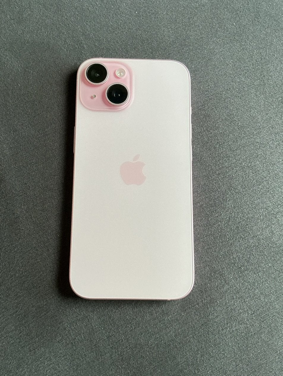 Iphone 15 roze zeer goede staat, Telecommunicatie, Ophalen, 128 GB, IPhone 15, Zo goed als nieuw