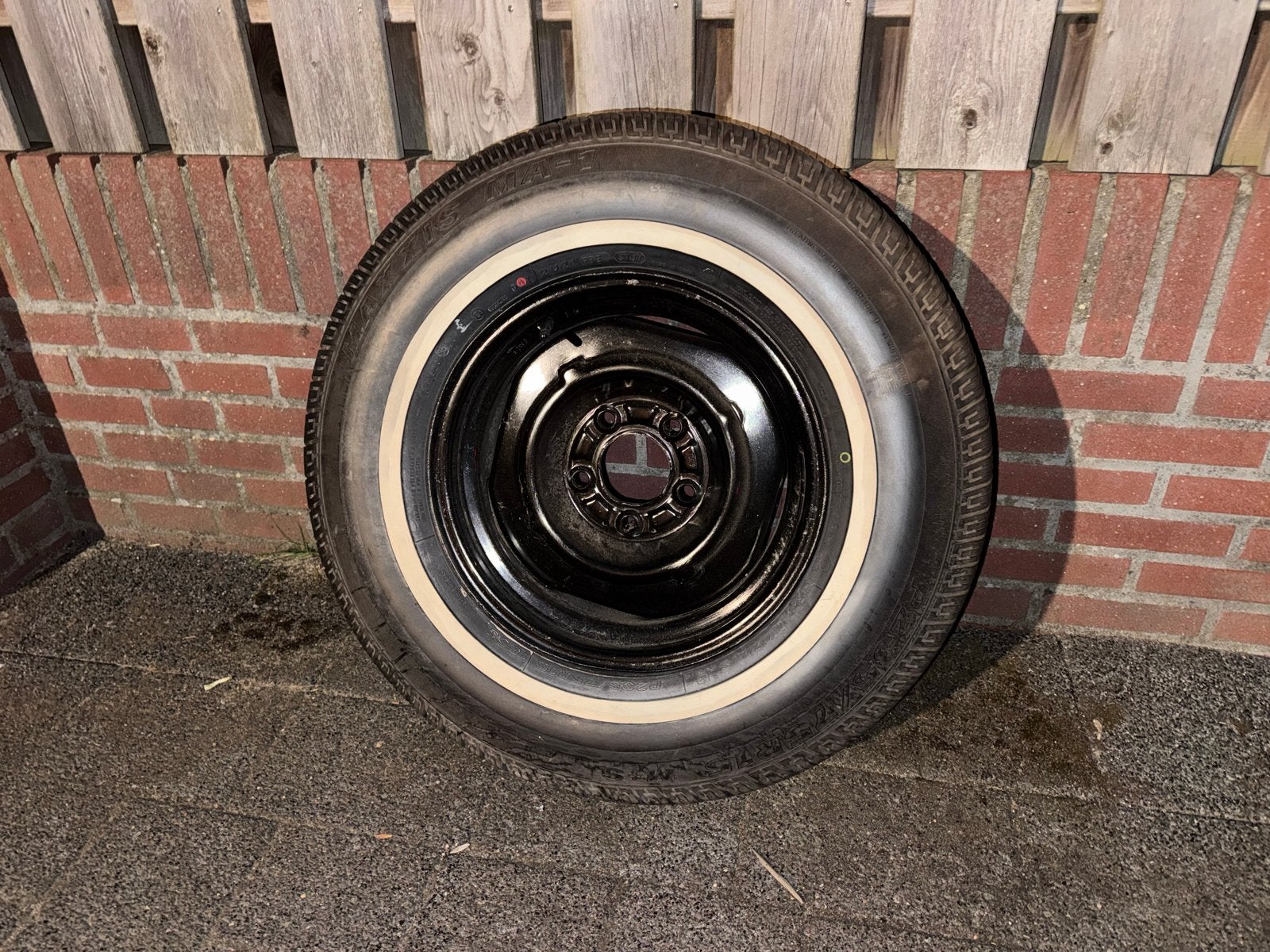 Whitewall band met stalen velg 8mm!, Auto-onderdelen, Banden en Velgen, Ophalen, Gebruikt, 15 inch, Banden en Velgen