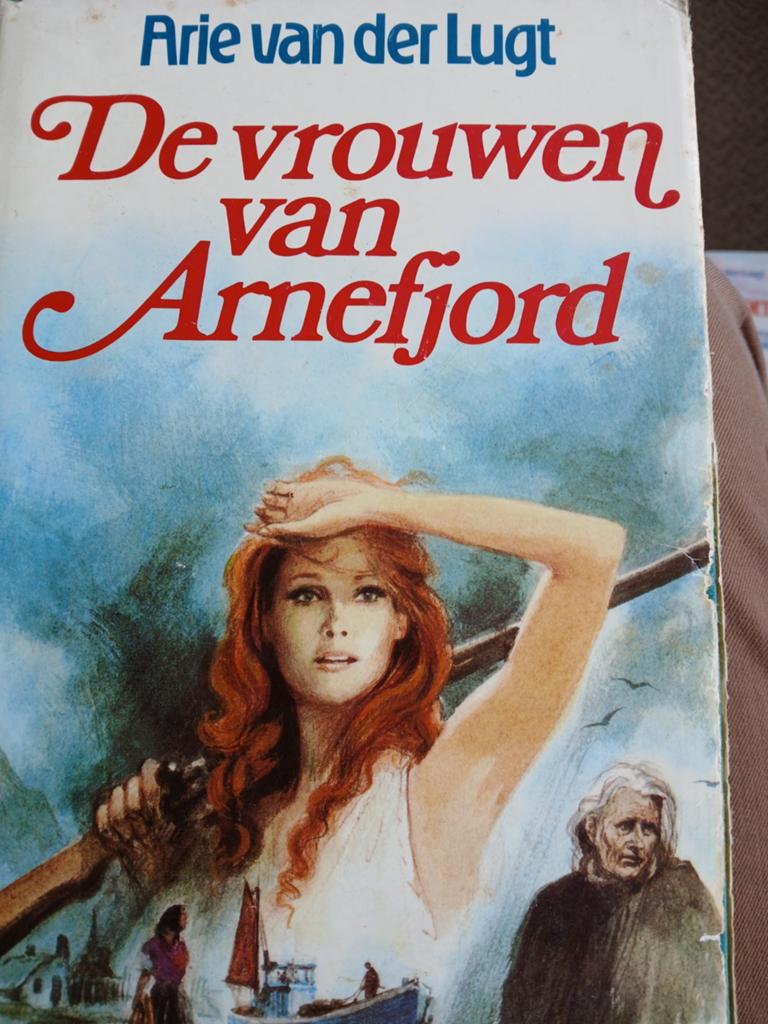 Arie van der Lugt De vrouwen van Arnefjord., Ophalen, Zo goed als nieuw
