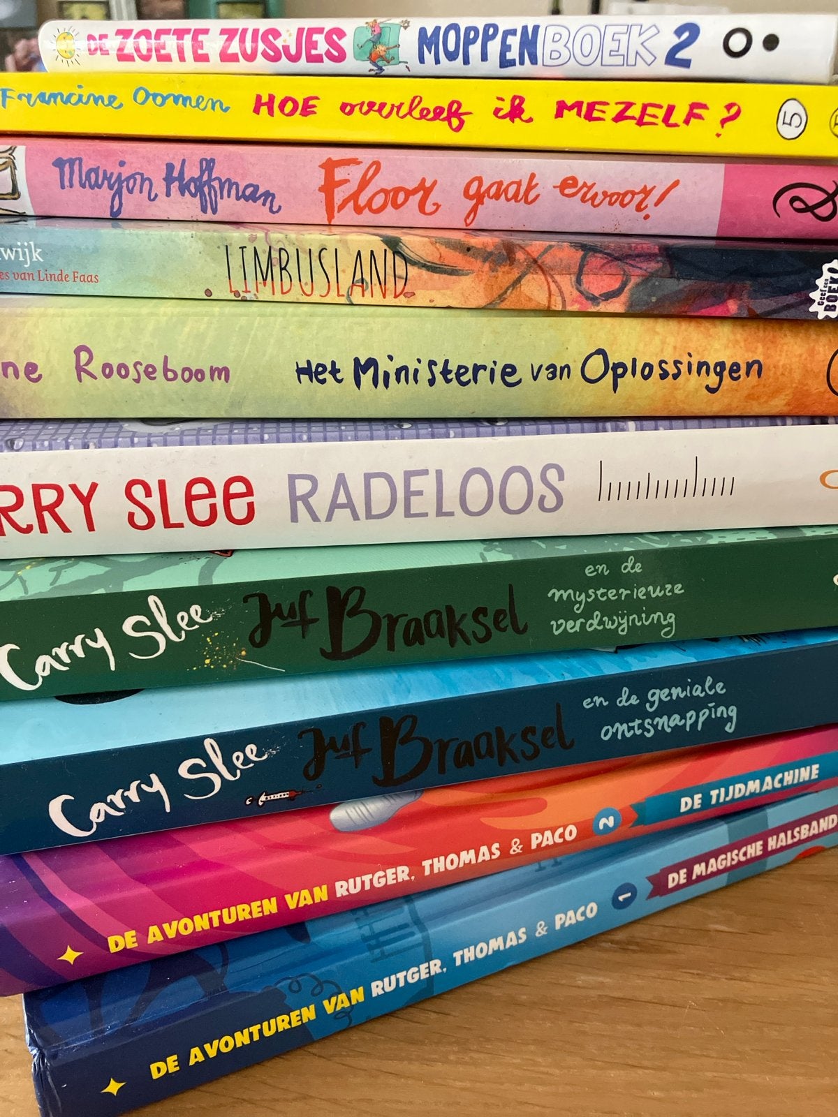 10 meidenboeken: Carry Slee, Marjon Hoffman, De Zoete Zusjes, Ophalen of Verzenden, Gelezen, Fictie algemeen