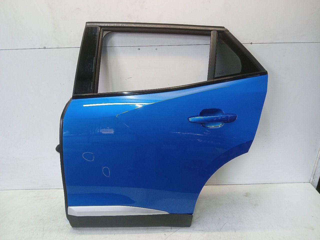 Portier links achter Peugeot 2008, Onderdelen@venauto.nl, Van der Ven Autorecycling B.V., Gebruikt, Ettenseweg 76, 4706 PB Roosendaal, The Netherlands