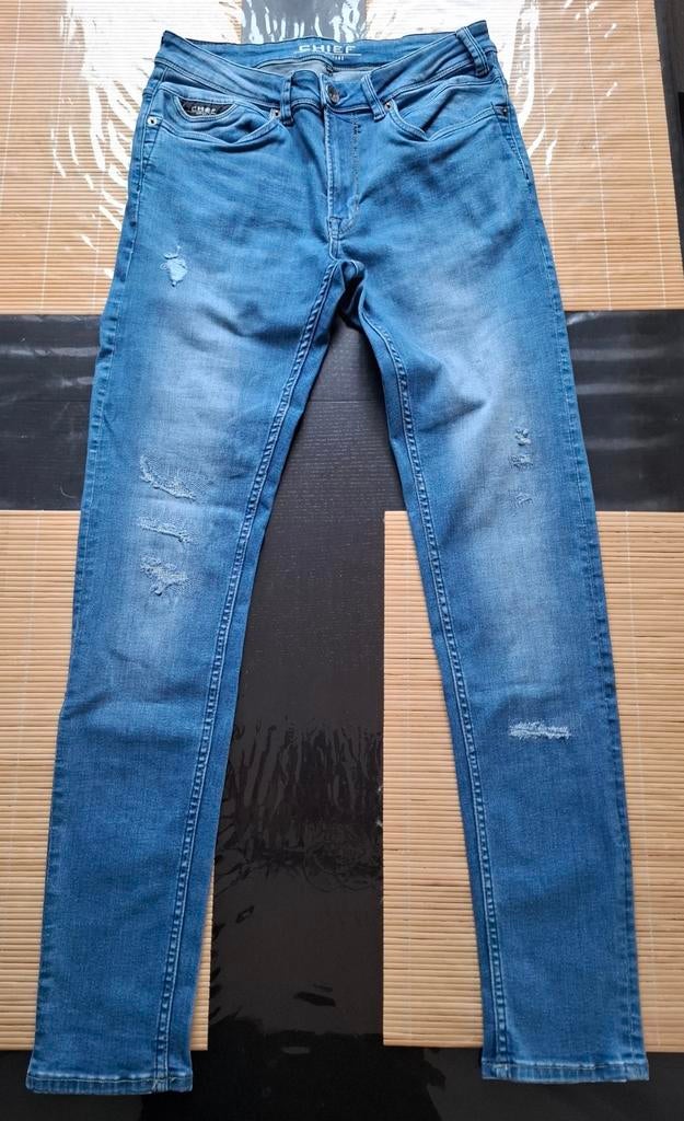 Chief Denim maat 30/34, Blauw, W32 (confectie 46) of kleiner, Zo goed als nieuw, Ophalen