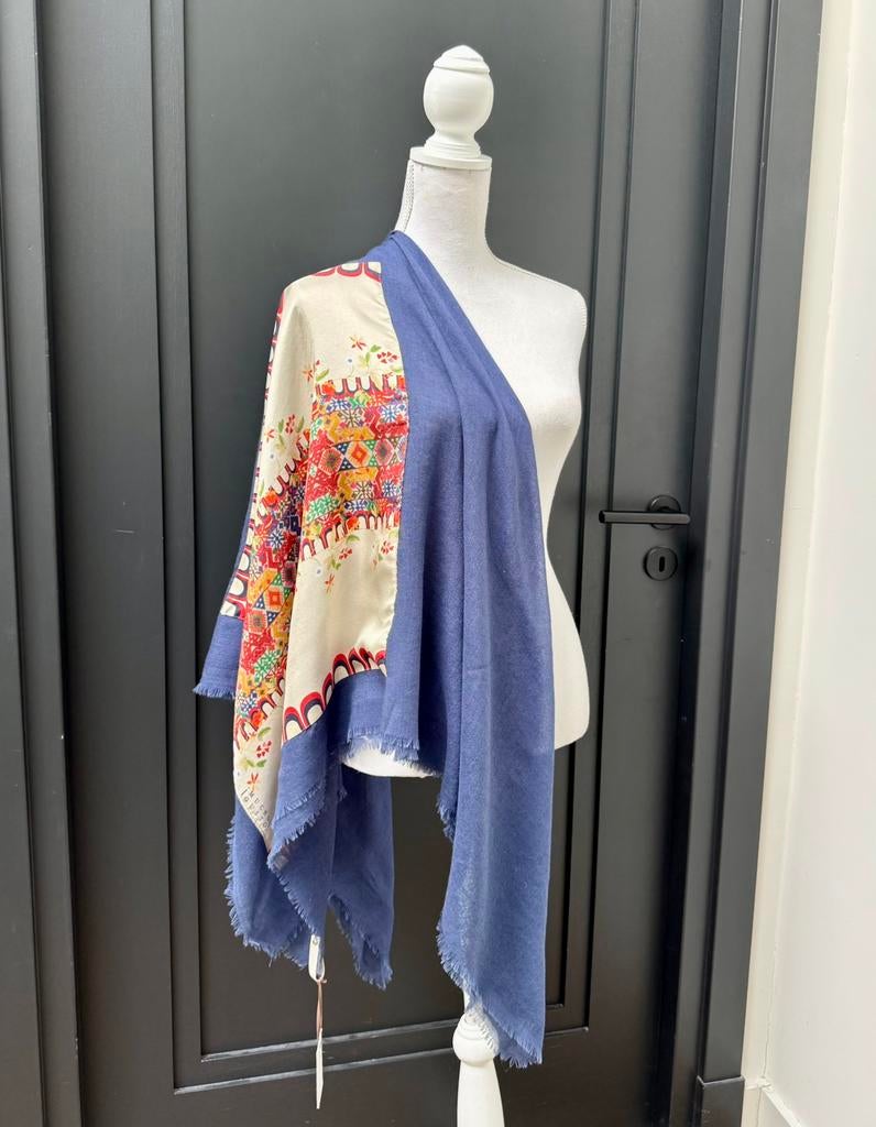 Nieuw! Mucho Gusto zijde en wol mix grote blauwe sjaal, Kleding | Dames, Ophalen of Verzenden, Nieuw, Sjaal