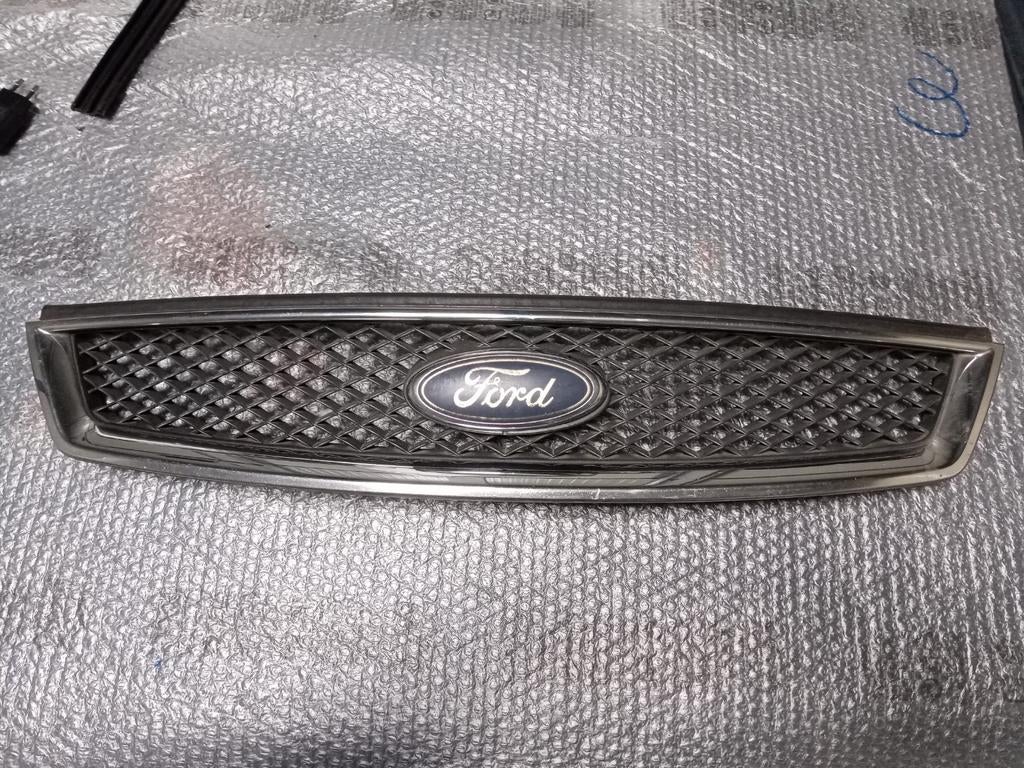 Grille Ford Focus, Ophalen of Verzenden, Gebruikt, Voor, Ford