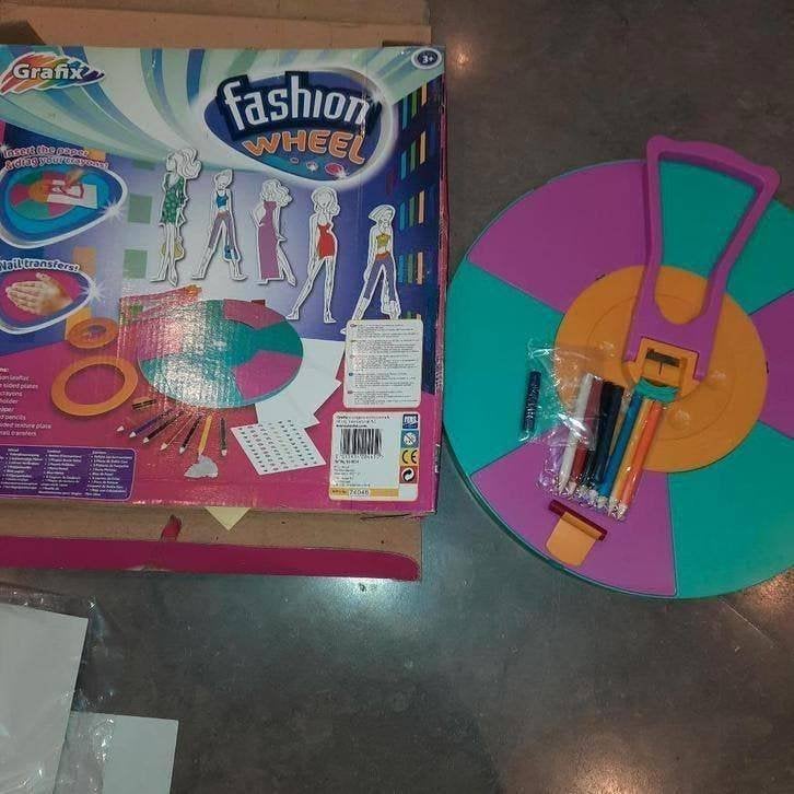 Fashion wheel, Kinderen en Baby's, Speelgoed | Educatief en Creatief, Verzenden, Gebruikt