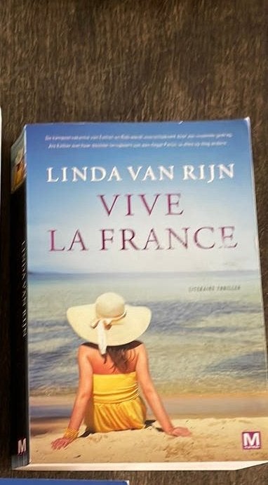 Vive la France, Ophalen of Verzenden, Zo goed als nieuw