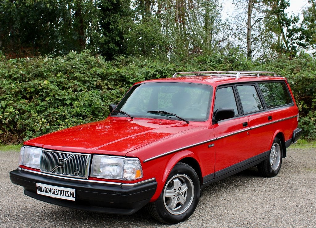 Volvo 240 2.3i GLE Estate Signal Red, Auto's, Automaat, Zwart, 4 cilinders, 116 pk