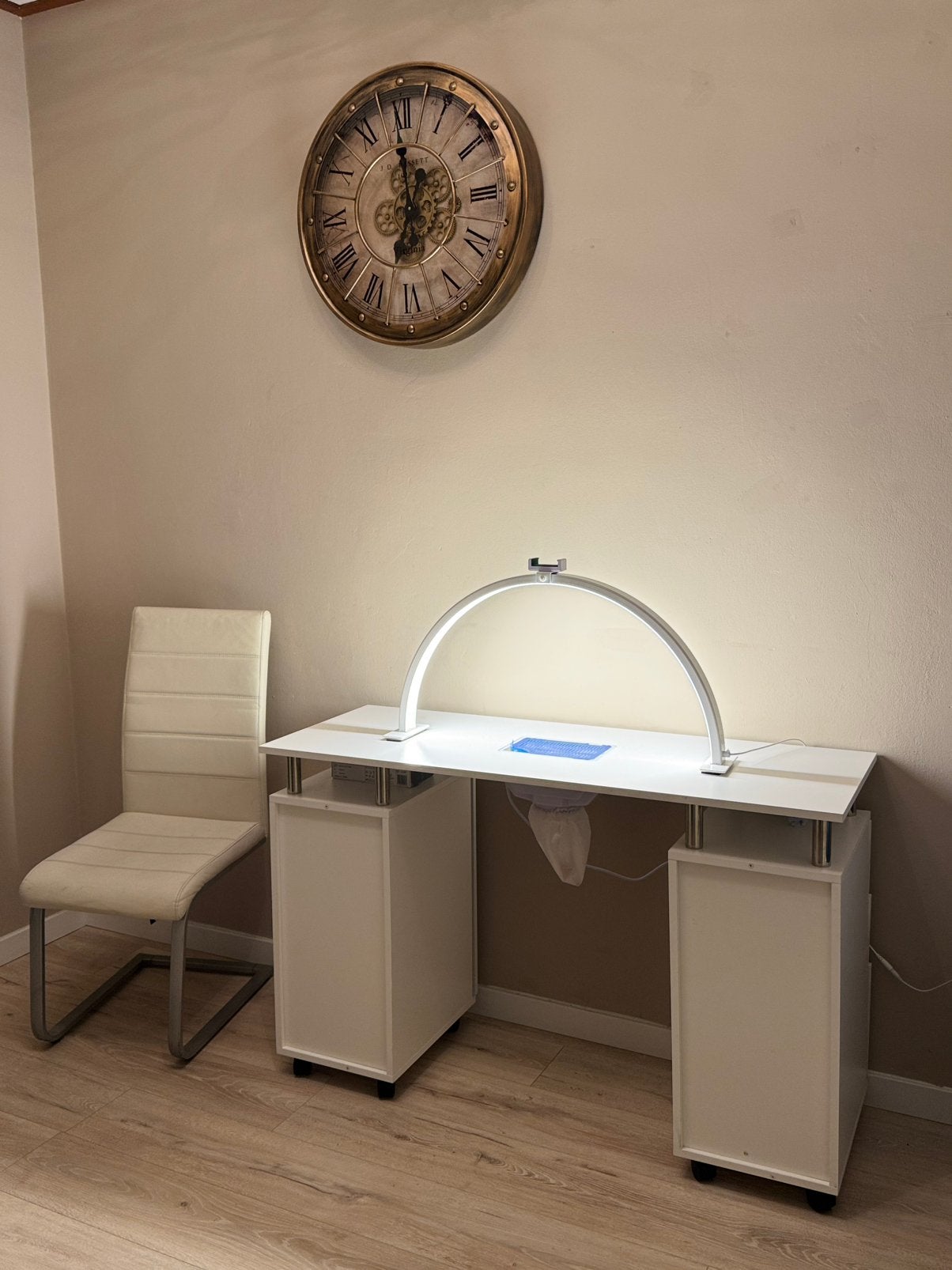 Nieuw nagel tafel met lamp en afzuiger, Ophalen, 120 cm, 45 cm, Nieuw