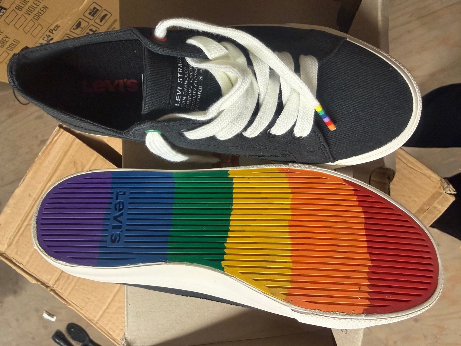 Levis dames, Ophalen of Verzenden, Nieuw, Blauw, Sneakers of Gympen